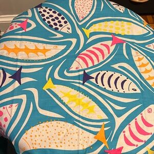 EUC CONDITION LUSH KNOT WRAP: A SHOAL OF FISH